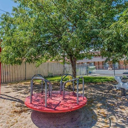 Econo Lodge Downtown Vernal Εξωτερικό φωτογραφία