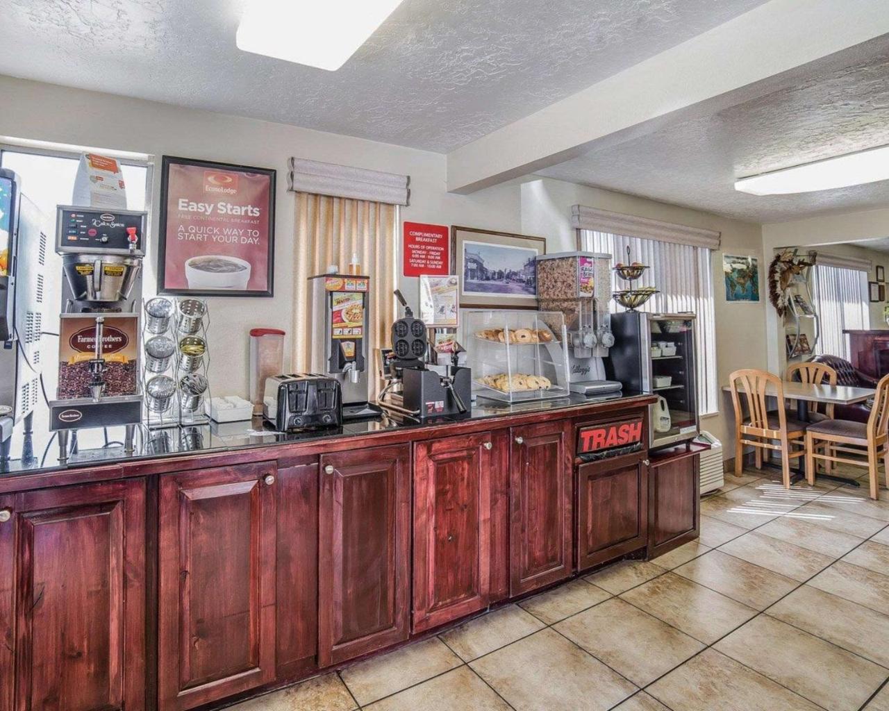 Econo Lodge Downtown Vernal Εξωτερικό φωτογραφία