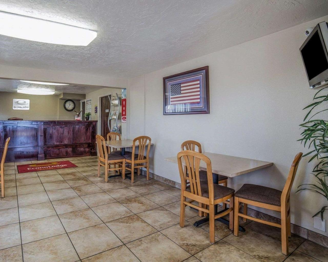 Econo Lodge Downtown Vernal Εξωτερικό φωτογραφία