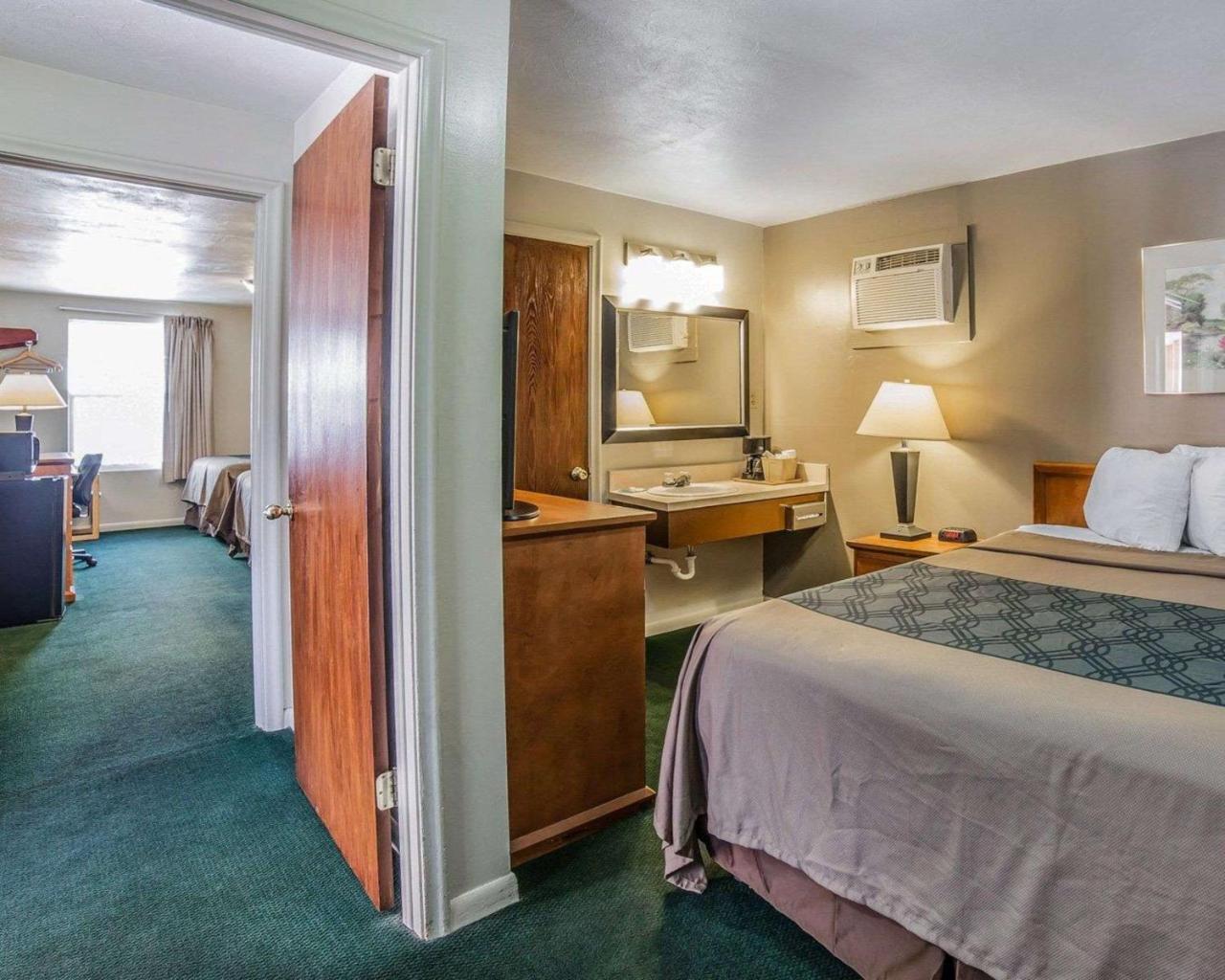 Econo Lodge Downtown Vernal Εξωτερικό φωτογραφία