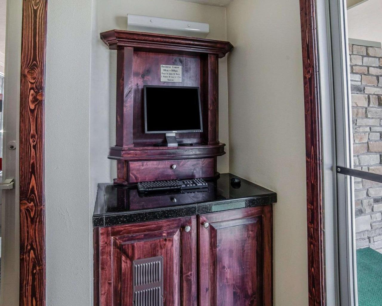 Econo Lodge Downtown Vernal Εξωτερικό φωτογραφία