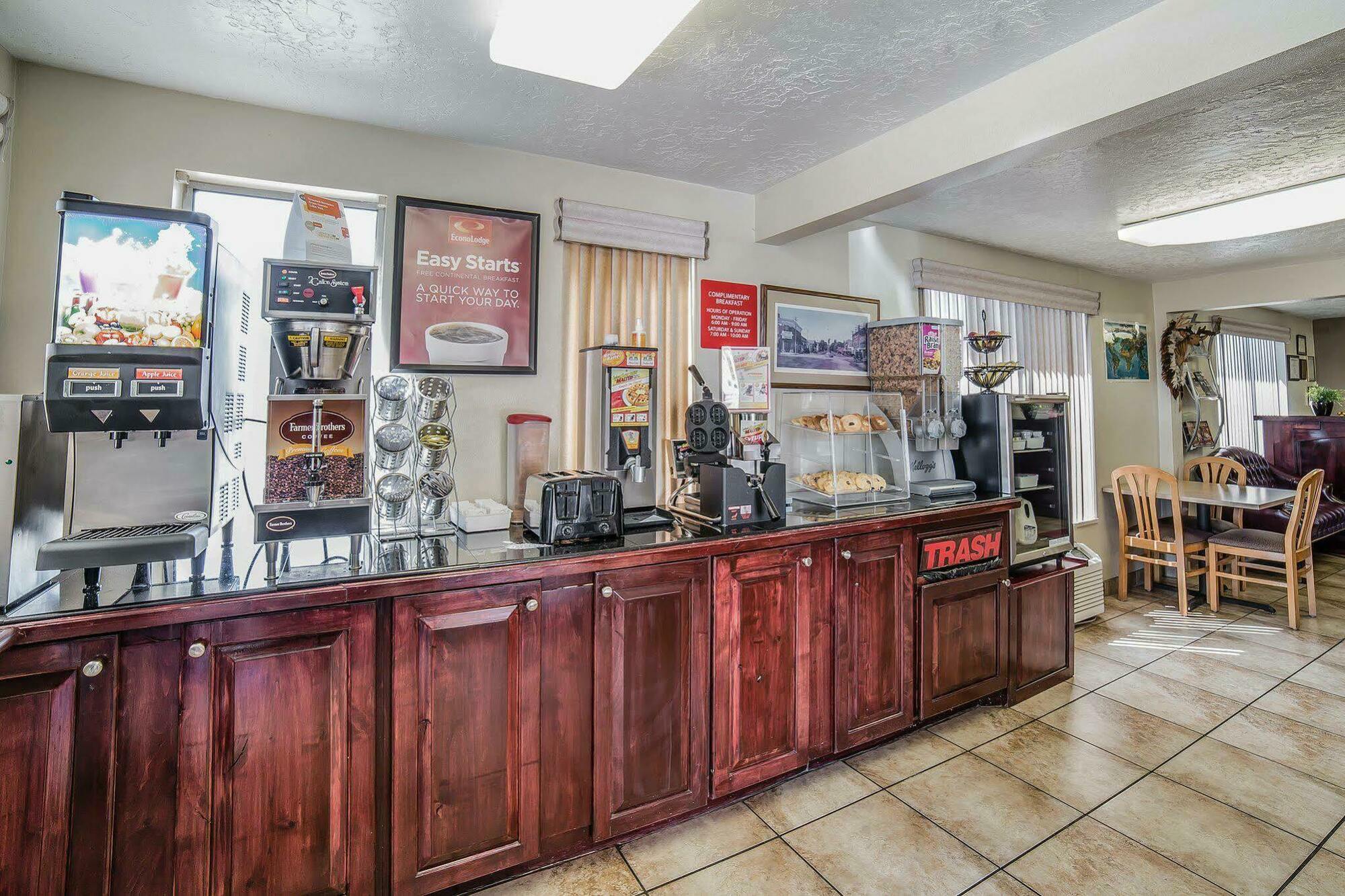 Econo Lodge Downtown Vernal Εξωτερικό φωτογραφία